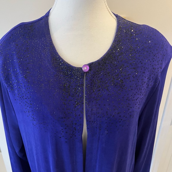 Gorgeous over jacket with shimmering sequin black on top of cobalt blue - Picture 4 of 7